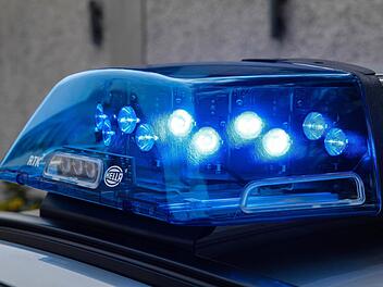 Polizei Blaulicht - Symbolbild: Christopher Schulz