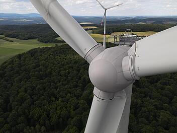 Der Betreiber hat klar gestellt, dass es keine Beteiligung am Windpark in Sulzthal geben wird. Foto: Bernd Kleinschmidt