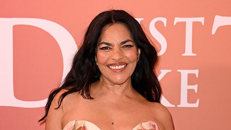Schauspielerin Sarita Choudhury bekennt: "Ich hinterfrage vieles - vor allem mich selbst."