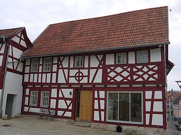 Vorbildlich: Nach fast fünf Jahren Planungs- und Bauzeit ist das Haus Markt 33 jetzt wieder nutzbar. Die Initiative Rodachtal wird dort ihr Kompetenzzentrum für historische Bausubstanz ansiedeln.Berthold Köhler