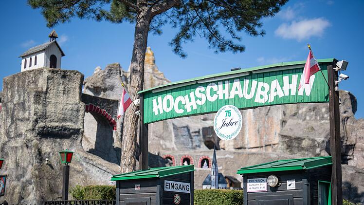 Mehrere Verletzte nach Achterbahn-Unfall in Wien