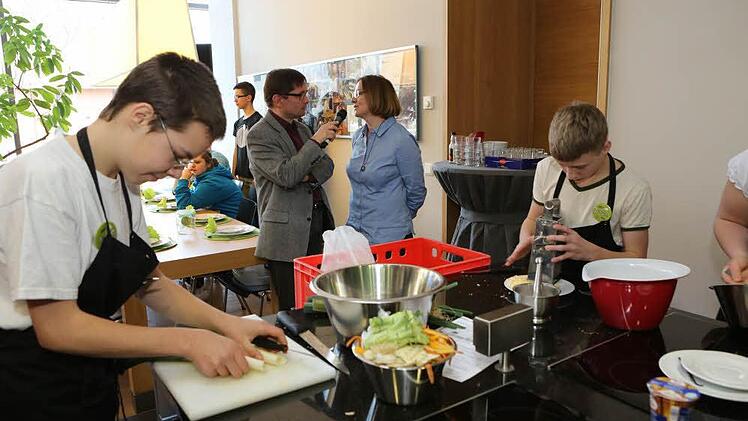 Impressionen vom ersten Kulmbacher Kochduell der Schulen Foto: Barbara Herbst