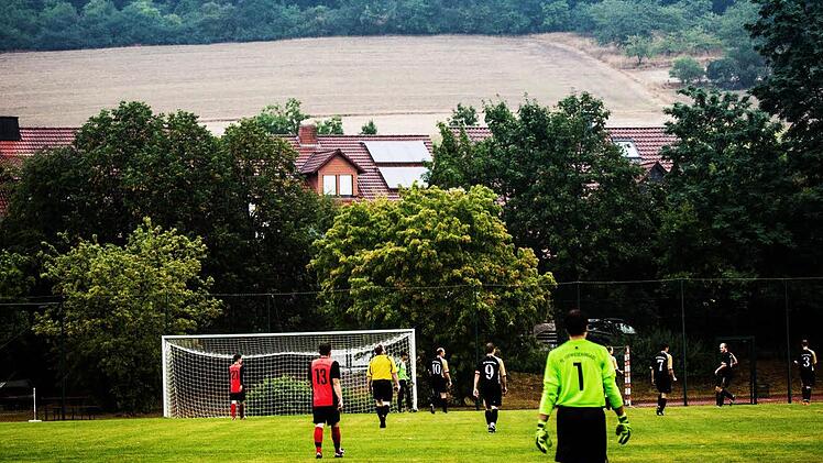 Wird auf dem herrlichen Sportgelände des FC Ludwigschorgast in Zukunft B-Klassen-Fußball geboten? Oder geht es in der Kreisklasse in einer Spielgemeinschaft mit dem FC Kupferberg weiter? Foto: Alexander Muck