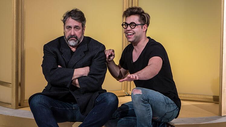Proben-Impressionen aus dem Landestheater: Gast-Regisseur Felix Seiler inszeniert die Coburger Erstaufführung des Musicals "Otello darf nicht platzen".Foto: Jochen Berger