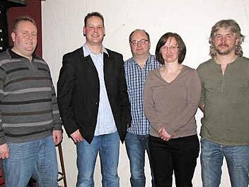 Der geschäftsführende Vorstand der Fuschter Musikanten (von links): Michael Stöth, Tobias Pfülb, Elmar Schubert, Sabine Kunz, Andreas Schaupp. Foto: Ludwig Deschner