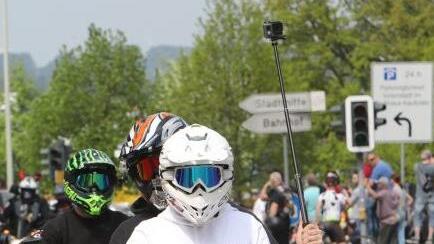 Der Motorrad-Korso zur Sternfahrt 2018. Foto: Barbara Herbst