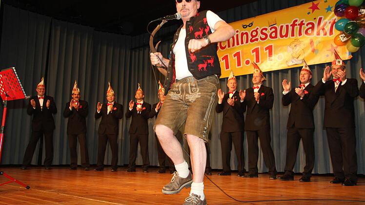 Gegen den Auftritt von Präsident Andy Sesselmann als Andreas Gabalier hatte der Bürgermeister keine Chance.