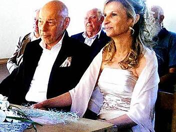 Sandra Hammer und Heinz Schuster gaben sich das Ja-Wort. Foto: dg