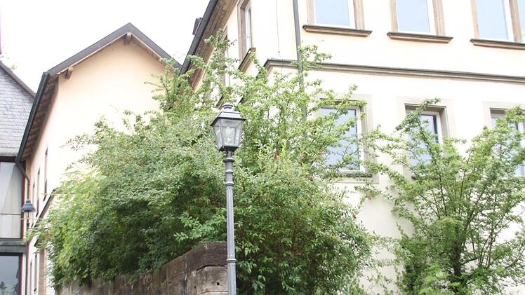 Das Gebäude der Volkshochschule in der Bauergasse wird von Grund auf saniert und umgebaut. Foto: Dagmar Besand