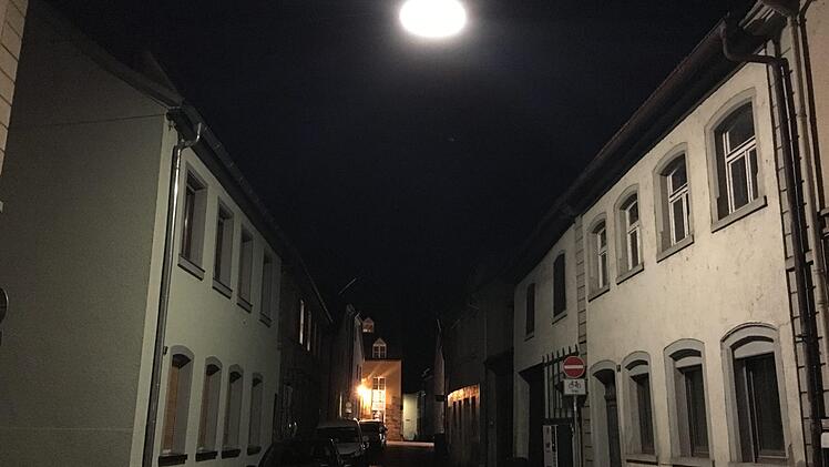 Straßenbleuchtung in Hammelburg Wolfgang Dünnebier/Archiv