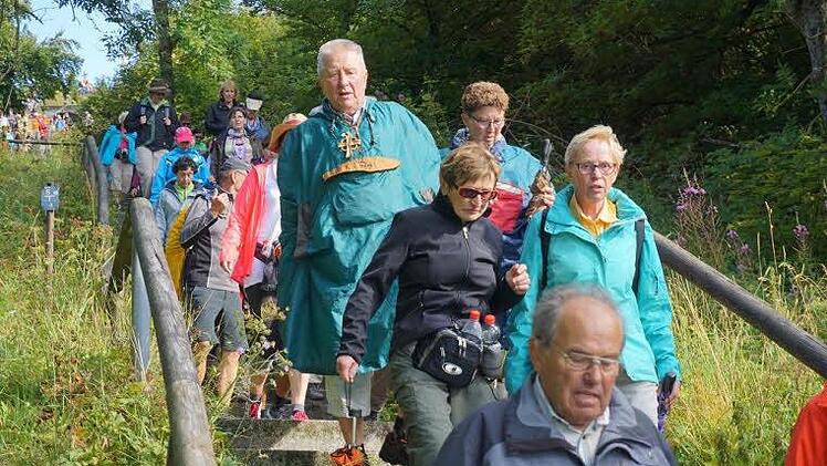 Impressionen von der Kreuzbergwallfahrt. Foto: Marion Eckert