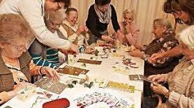 Basteln, Singen oder Sitzgymnastik werden für Abwechslung sorgen. Foto: Christoph Winter/ASB