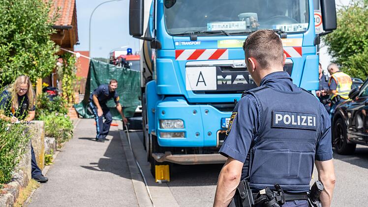 Schwerer Unfall in Oberhaid - Frau von Müllfahrzeug erfasst