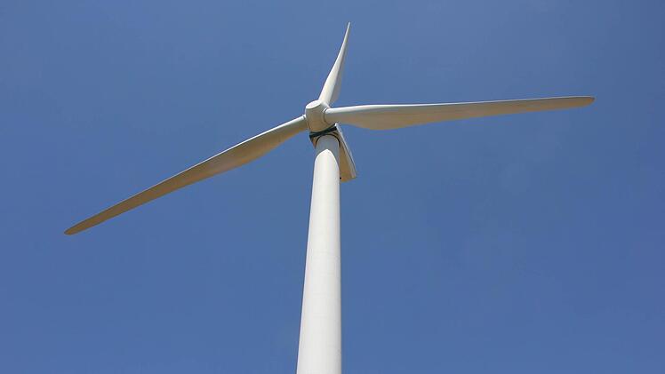Eines der beiden Windräder aus dem Bretzensetein. Einträgliche Windmühlen.Foto: Ralf Kestel