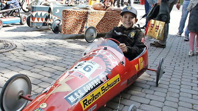 Phillip Lohrer fährt mit seinen zwölf Jahren schon Kart beim MSC Coburg. Ihn reizt vor allem die Geschwindigkeit.
