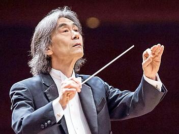 Kent Nagano dirigiert am Sonntag in Bad Kissingen ein Konzert zweimal. Zuvor sprach er mit uns über sich, die Pandemie und ihre Vor- und Nachteile.
