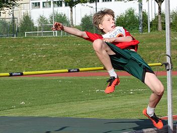 Max Granich vom TSV Oberthulba wurde in Güntersleben Unterfränkischer Meister im Vierkampf der Schüler.  Foto: Reinhold Nürnberger