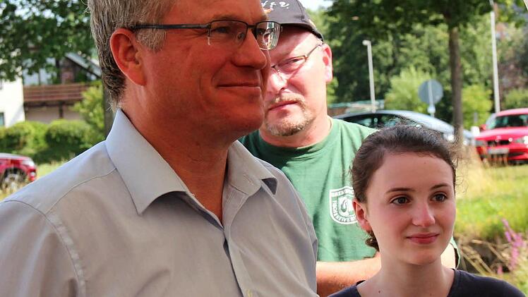 Martin Oberle, Leiter der Außenstelle für Teichwirtschaft, war Gast bei der Einweihung.