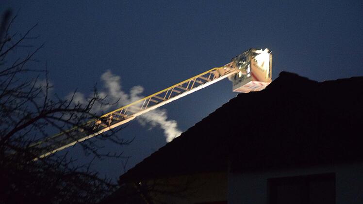 69-Jährige bei Brand in Wohnhaus schwer verletzt