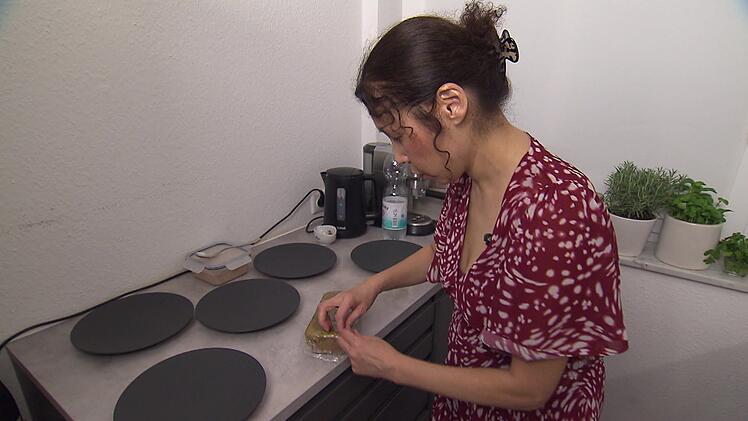 Ob den G&auml;sten der gr&uuml;ne Matcha-Kuchen schmeckt?