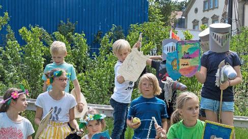 Auch ein Besuch im Erlebnispark Schloss Thurn war Teil des Angebots in den Sommerferien.  Foto: pr