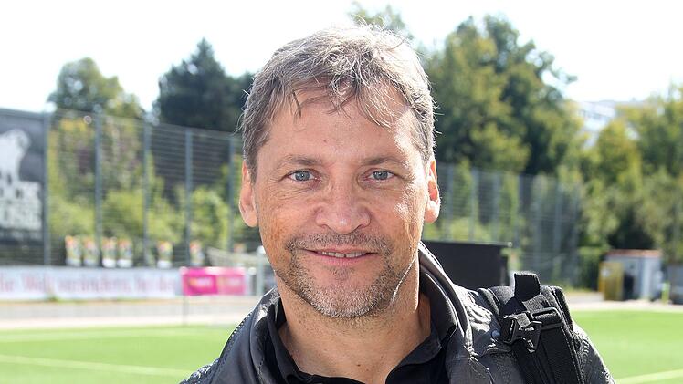 Als Kind bereits ein Star, tauchte Patrick Bach in den letzten 20 Jahren nur noch sporadisch in Gastrollen im Fernsehen auf - zuletzt in "Notruf Hafenkante".