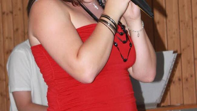 Michelle Reichardt begeisterte das Publikum mit ihrer Interpretation des aktuellen Passenger-Hits "Let her go".