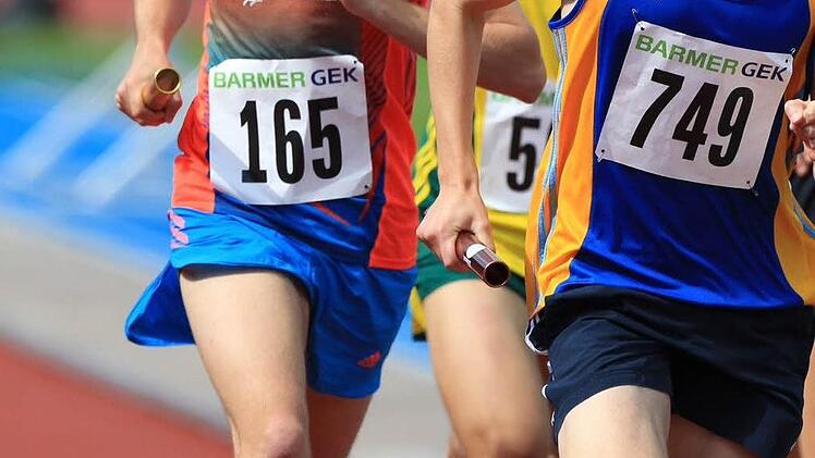 Bastian Grau (links)