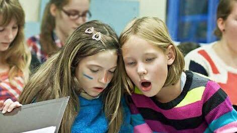 Der Theater- und Konzertkinderchor Coburg bei der Probenarbeit.  Foto: Archiv/Jochen Berger