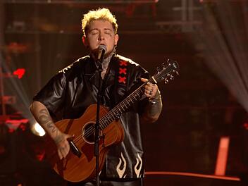 Louk (Team Nico) besteht mit "You've Got The Love" gleich drei Kampfansagen.