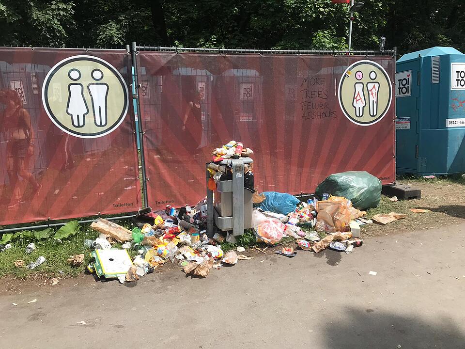 Müllchaos bei Rock im Park 2019: Besucher schmeißen auch Umweltbewusstsein weg