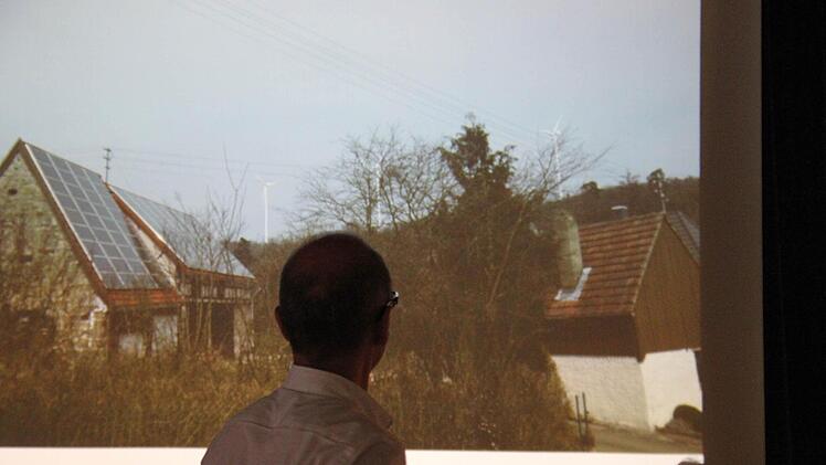 So präsentieren sich die Windräder von Goggelgereuth aus.