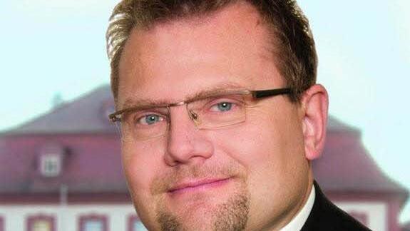 Werner Knaier (CSU) bleibt im Amt. Der amtierende Bürgermeister von Wiesentheid schaffte es auf 62,2 Prozent und gewann damit gegen Harald Rößner (BB/FW) mit 37,8 Prozent. Foto: privat