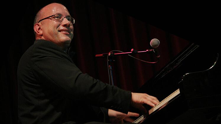 Pianist Jörg Hegemann kommt mit dem Blue Moon Orchestra nach Kronach. Foto: privat