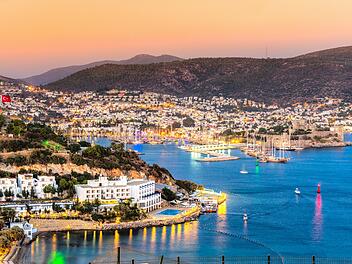 View of Bodrum Castle and Marina, Turkey, Burg und Jachthafen von Bodrum, T&uuml;rkei