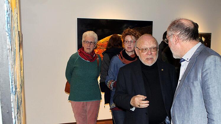 Auf der Eröffnung der neuen Schöntag-Ausstellung in den KKV-Räumen