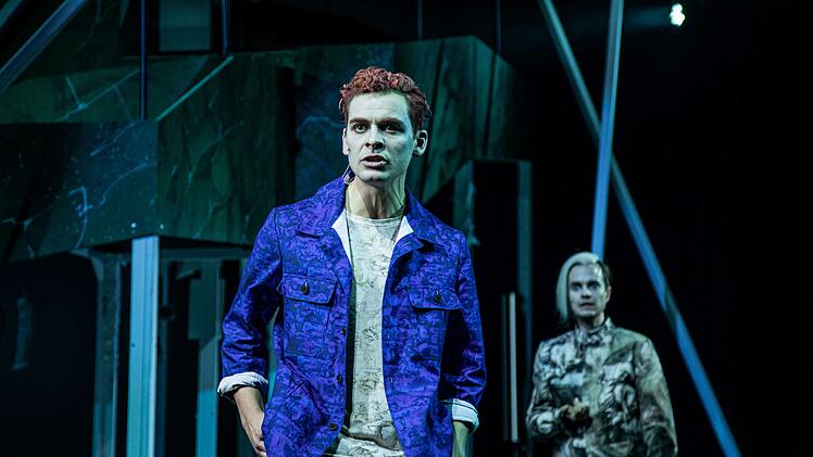 Szene aus der Neuinszenierung von "Hamlet" am Landestheater Coburg.Foto: Annemone Taake