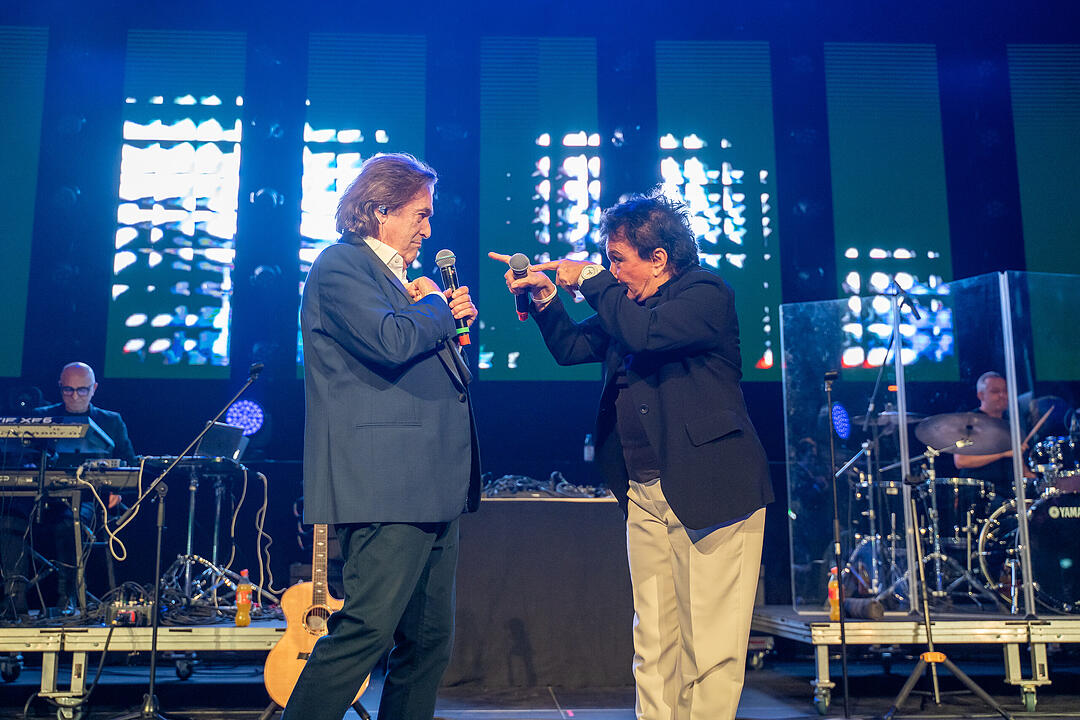 Ricchi e Poveri, Gemelli Diversi, Pino Barone Band, u.v.m.