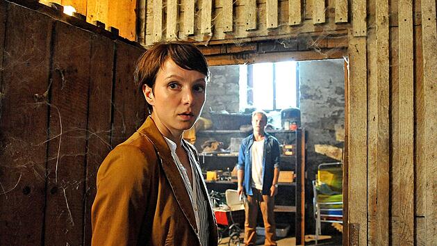 Anwältin Lea Jung (Julia Koschitz) muss sich entscheiden, ob sie ihrem anziehenden Mandanten Nickolas Storm (Matthias Koeberlin) glauben kann, oder ob das Misstrauen siegt.