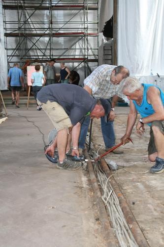 Kirchen-Ausräumaktion