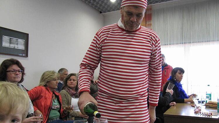 Bürgermeister Storath als Mundschenk