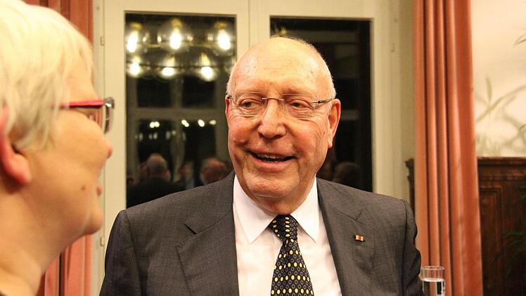 IHK-Ehrenpräsident Heinrich G. Bender.