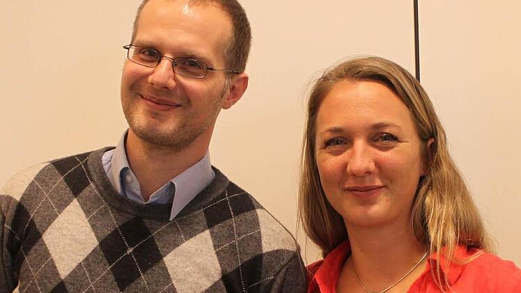 Die Psychologen Jürgen Wickles und Ruth Seher beraten Krebspatienten am Klinikum.