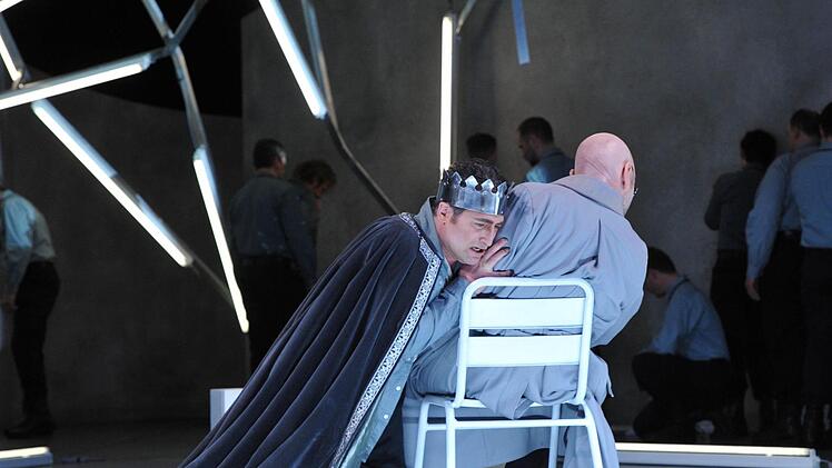 Richard Wagners "Parsifal" feierte Premiere am Landestheater Coburg. Szene aus dem 1. Akt der Neuinszenierung von Jakob Peters-MesserFoto: Andrea Kremper