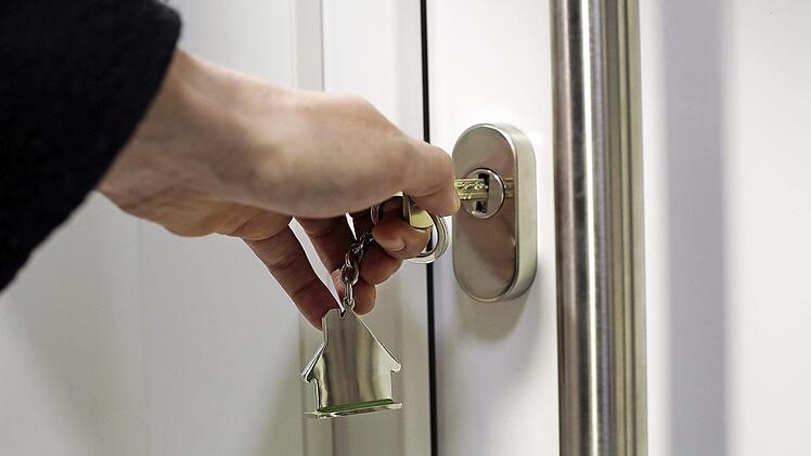 Der Schlüssel zu den eigenen vier Wänden bleibt für viele ein Wunschtraum. Foto: Pester-Institut
