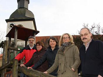 Im Rannunger Arbeitskreis Innenentwicklung arbeiten (von links) Harald Klopf, Helene Klopf, Sybille Büttner, Yvonne Seufert und Bürgermeister Fridolin Zehner mit.  Foto: Ralf Ruppert