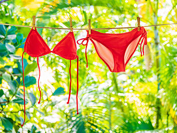 Bikini waschen, Waschmaschine, Bademode waschen, Badeanzug waschen, Waschmaschine Badeanzug