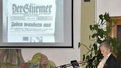 Ruth Schlette hielt beim Volksbildungswerk Königsberg einen Vortrag über "Die Irrfahrt der St. Louis von Hamburg nach Havanna".  Foto: sn