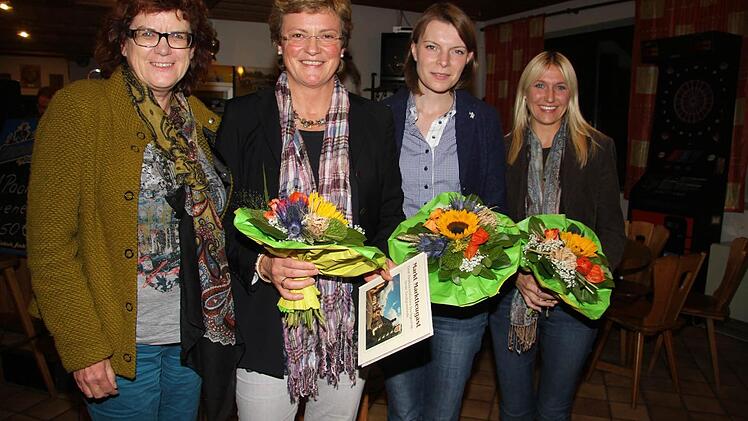 Die EU-Abgeordnete wurde mit Blumen begrüßt.