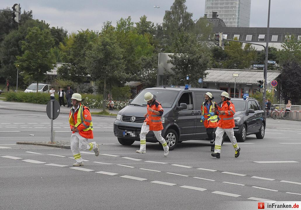 Schießerei in Einkaufszentrum in München